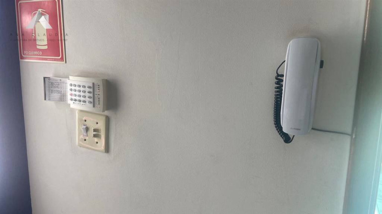 Imagem Sala Comercial à Venda, 70 m² em Jequitiba - Itanhaem Imagem Sala Comercial à Venda, 70 m² em Jequitiba - Itanhaem