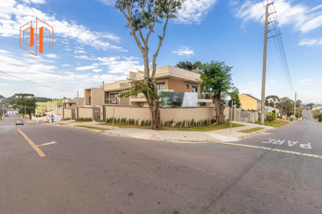 Imagem Sobrado com 3 Quartos à Venda, 145 m² em Uberaba - Curitiba Imagem Sobrado com 3 Quartos à Venda, 145 m² em Uberaba - Curitiba