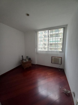 Imagem Imóvel com 2 Quartos à Venda, 89 m² em Icaraí - Niterói Imagem Imóvel com 2 Quartos à Venda, 89 m² em Icaraí - Niterói