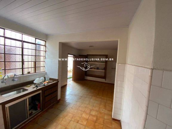 Imagem Casa com 2 Quartos à Venda, 170 m² em Centro - Itatiba Imagem Casa com 2 Quartos à Venda, 170 m² em Centro - Itatiba