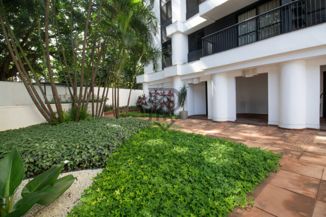 Imagem Apartamento com 2 Quartos à Venda, 96 m² em Moema - São Paulo Imagem Apartamento com 2 Quartos à Venda, 96 m² em Moema - São Paulo