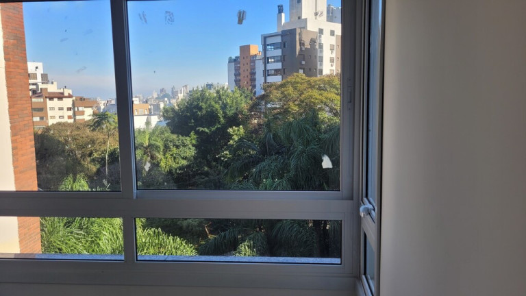 Imagem Apartamento com 2 Quartos à Venda, 83 m² em Petrópolis - Porto Alegre Imagem Apartamento com 2 Quartos à Venda, 83 m² em Petrópolis - Porto Alegre