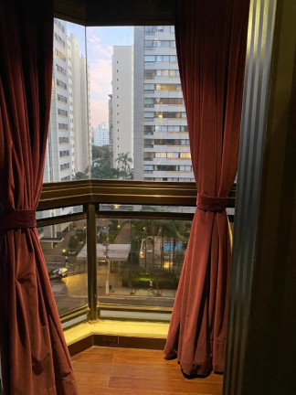 Imagem Flat com 2 Quartos para Alugar, 120 m² em Indianópolis - São Paulo Imagem Flat com 2 Quartos para Alugar, 120 m² em Indianópolis - São Paulo