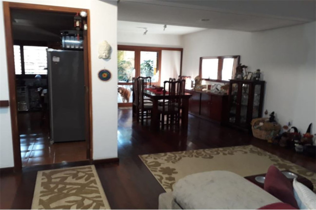 Imagem Casa de Condomínio com 4 Quartos à Venda, 195 m² em Teresópolis - Porto Alegre Imagem Casa de Condomínio com 4 Quartos à Venda, 195 m² em Teresópolis - Porto Alegre