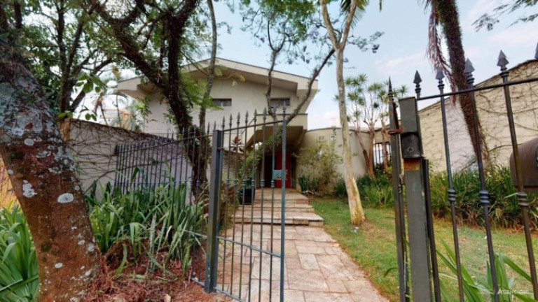 Imagem Casa com 7 Quartos à Venda, em Vila Madalena - São Paulo Imagem Casa com 7 Quartos à Venda, em Vila Madalena - São Paulo
