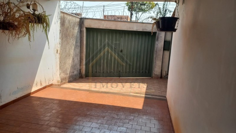 Imagem Casa com 3 Quartos à Venda, 167 m² em Campos Eliseos - Ribeirão Preto Imagem Casa com 3 Quartos à Venda, 167 m² em Campos Eliseos - Ribeirão Preto