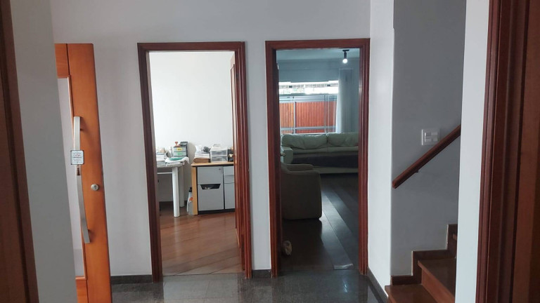 Imagem Casa com 4 Quartos à Venda, 224 m² em Interlagos - São Paulo Imagem Casa com 4 Quartos à Venda, 224 m² em Interlagos - São Paulo