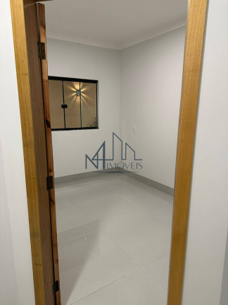 Imagem Casa com 3 Quartos à Venda, 233 m² em Vila Oliveira - Aparecida De Goiânia Imagem Casa com 3 Quartos à Venda, 233 m² em Vila Oliveira - Aparecida De Goiânia