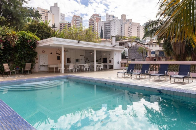 Imagem Casa com 4 Quartos à Venda, 560 m² em Pacaembu - São Paulo Imagem Casa com 4 Quartos à Venda, 560 m² em Pacaembu - São Paulo