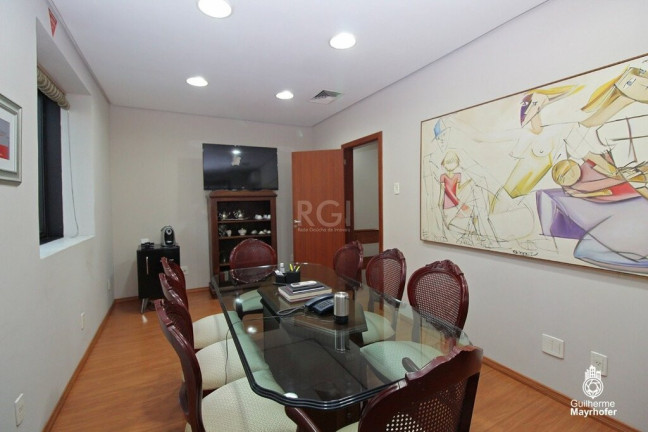 Imagem Imóvel à Venda, 440 m² em Auxiliadora - Porto Alegre Imagem Imóvel à Venda, 440 m² em Auxiliadora - Porto Alegre