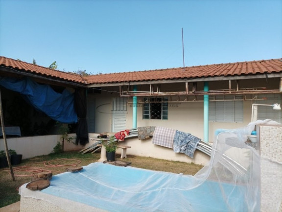 Imagem Imóvel com 3 Quartos à Venda, 230 m² em Parque Do Mirante - Luís Antônio Imagem Imóvel com 3 Quartos à Venda, 230 m² em Parque Do Mirante - Luís Antônio