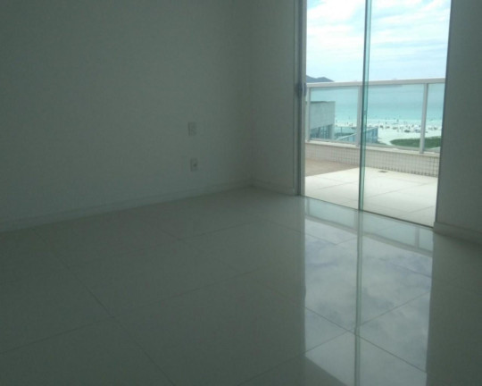 Imagem Cobertura com 4 Quartos à Venda, 240 m² em Vila Nova - Cabo Frio