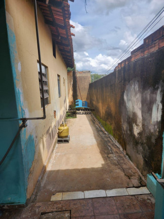 Imagem Casa com 3 Quartos à Venda, 150 m² em Santo Hilário - Goiânia Imagem Casa com 3 Quartos à Venda, 150 m² em Santo Hilário - Goiânia
