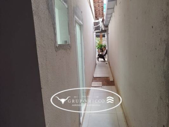Imagem Casa com 2 Quartos à Venda, 180 m² em Centro - Barra Do Garças Imagem Casa com 2 Quartos à Venda, 180 m² em Centro - Barra Do Garças