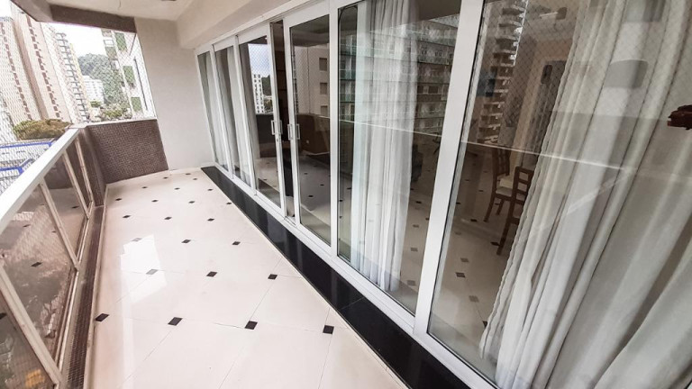 Imagem Apartamento com 3 Quartos à Venda, 176 m² em Pitangueiras - Guarujá Imagem Apartamento com 3 Quartos à Venda, 176 m² em Pitangueiras - Guarujá