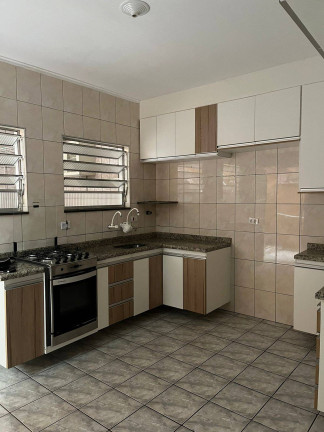 Casa com 2 Quartos para Alugar,  em Campanario - Diadema