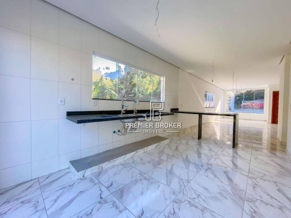 Imagem Casa com 4 Quartos à Venda, 216 m² em Granja Guarani - Teresópolis