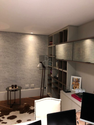 Imagem Casa com 3 Quartos à Venda, 393 m² em Alphaville - Santana De Parnaíba Imagem Casa com 3 Quartos à Venda, 393 m² em Alphaville - Santana De Parnaíba