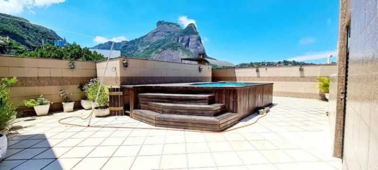 Imagem Cobertura com 4 Quartos à Venda, 500 m² em Barra Da Tijuca - Rio De Janeiro Imagem Cobertura com 4 Quartos à Venda, 500 m² em Barra Da Tijuca - Rio De Janeiro