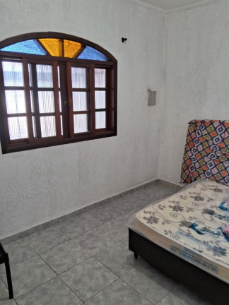 Imagem Imóvel com 2 Quartos à Venda, 80 m² em Maracanã - Praia Grande Imagem Imóvel com 2 Quartos à Venda, 80 m² em Maracanã - Praia Grande