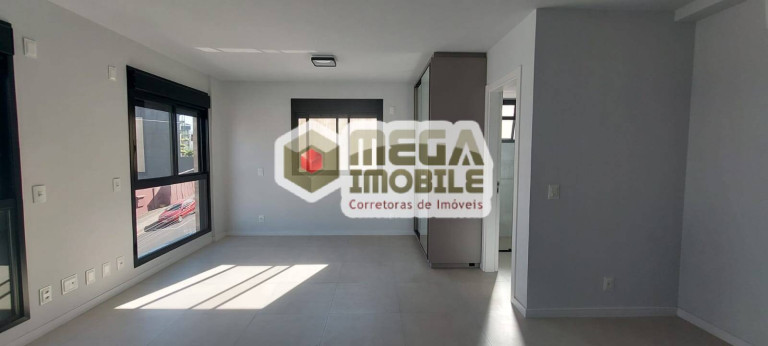 Imagem Apartamento com 1 Quarto à Venda, 28 m² em Centro - Florianópolis Imagem Apartamento com 1 Quarto à Venda, 28 m² em Centro - Florianópolis