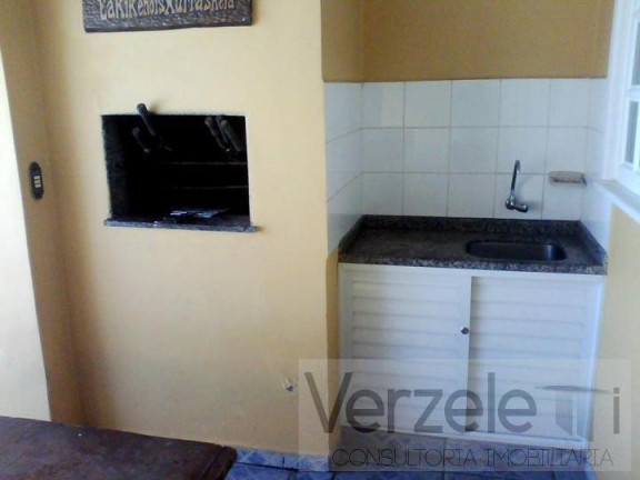 Imagem Casa com 4 Quartos para Temporada, 250 m² em Nações - Balneário Camboriú Imagem Casa com 4 Quartos para Temporada, 250 m² em Nações - Balneário Camboriú
