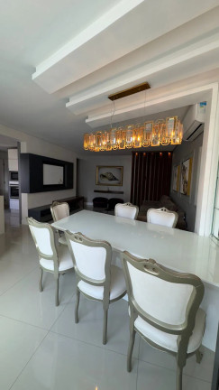 Imagem Apartamento com 3 Quartos à Venda, 132 m² em Centro - Balneário Camboriú Imagem Apartamento com 3 Quartos à Venda, 132 m² em Centro - Balneário Camboriú