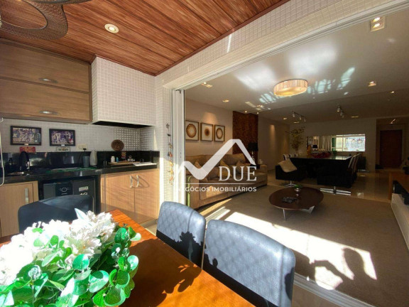 Imagem Apartamento com 3 Quartos à Venda, 227 m² em Embaré - Santos Imagem Apartamento com 3 Quartos à Venda, 227 m² em Embaré - Santos