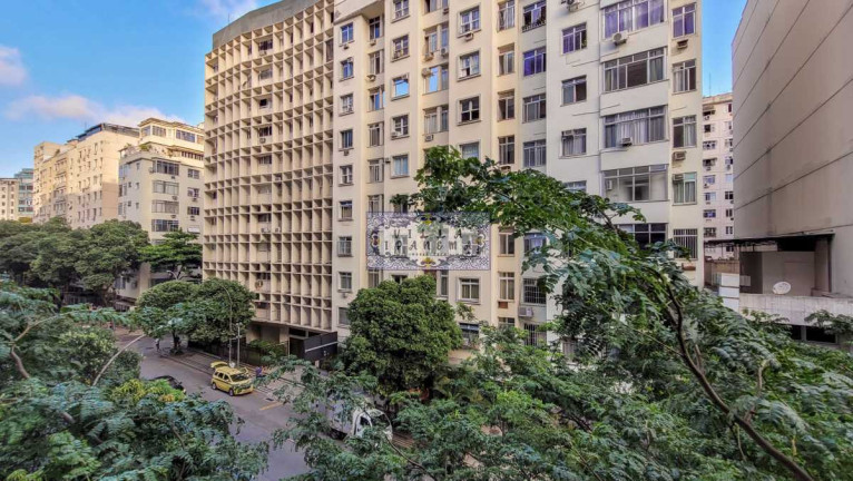 Imagem Apartamento com 3 Quartos à Venda, 133 m² em Copacabana - Rio De Janeiro Imagem Apartamento com 3 Quartos à Venda, 133 m² em Copacabana - Rio De Janeiro