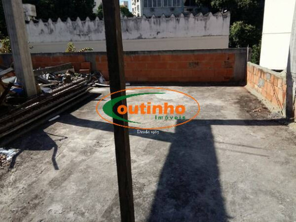 Imagem Casa com 3 Quartos à Venda, 180 m² em Tijuca - Rio De Janeiro Imagem Casa com 3 Quartos à Venda, 180 m² em Tijuca - Rio De Janeiro
