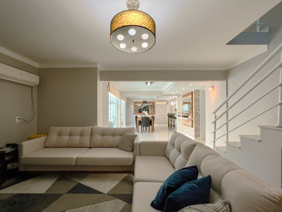 Imagem Casa com 4 Quartos à Venda, 290 m² em Estreito - Florianópolis Imagem Casa com 4 Quartos à Venda, 290 m² em Estreito - Florianópolis