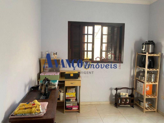 Imagem Casa com 3 Quartos à Venda, 186 m² em Horto Santo Antonio - Jundiaí