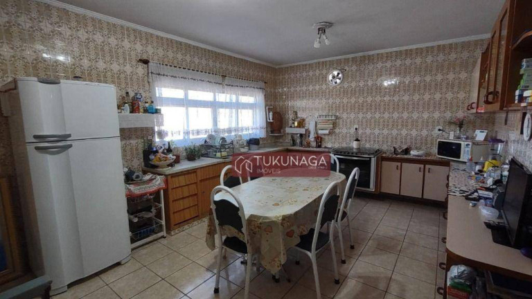 Imagem Casa com 6 Quartos à Venda, 230 m² em Vila Rosália - Guarulhos Imagem Casa com 6 Quartos à Venda, 230 m² em Vila Rosália - Guarulhos