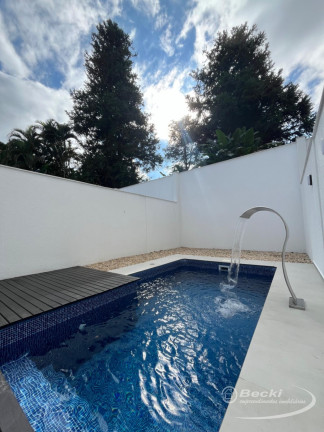 Imagem Casa com 3 Quartos à Venda, 160 m² em Atiradores - Joinville