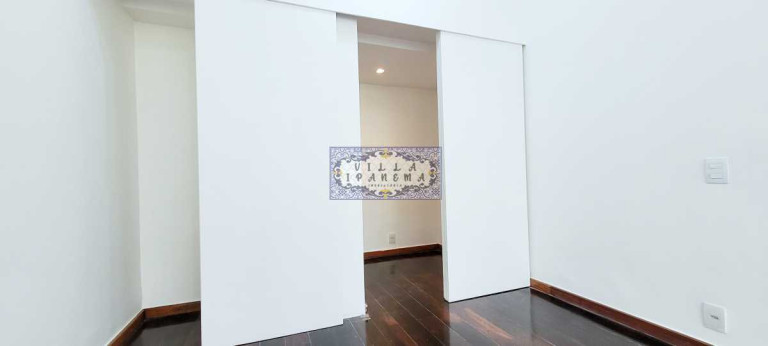 Imagem Apartamento com 3 Quartos à Venda, 210 m² em Copacabana - Rio De Janeiro Imagem Apartamento com 3 Quartos à Venda, 210 m² em Copacabana - Rio De Janeiro