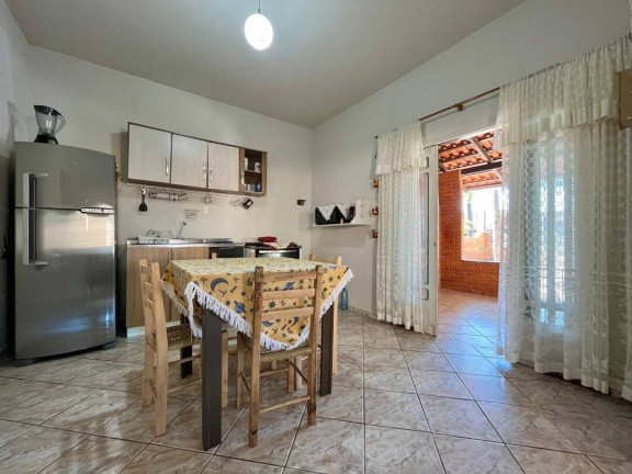 Imagem Casa com 2 Quartos à Venda, 153 m² em Pinheiros - Balneário Barra Do Sul Imagem Casa com 2 Quartos à Venda, 153 m² em Pinheiros - Balneário Barra Do Sul