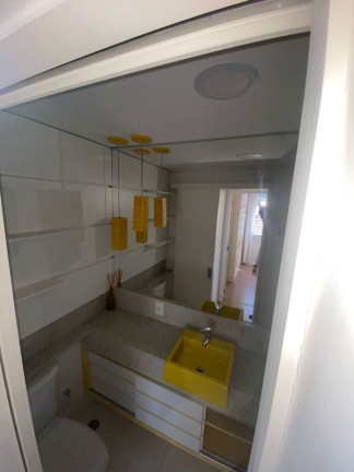 Imagem Apartamento com 2 Quartos à Venda, 70 m² em Higienópolis - Porto Alegre Imagem Apartamento com 2 Quartos à Venda, 70 m² em Higienópolis - Porto Alegre