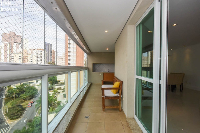 Apartamento com 3 Quartos à Venda, 193 m² em Vila Suzana - São Paulo