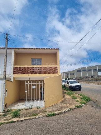 Imagem Casa com 2 Quartos à Venda, 80 m² em Jardim Brasil - Itapetininga Imagem Casa com 2 Quartos à Venda, 80 m² em Jardim Brasil - Itapetininga