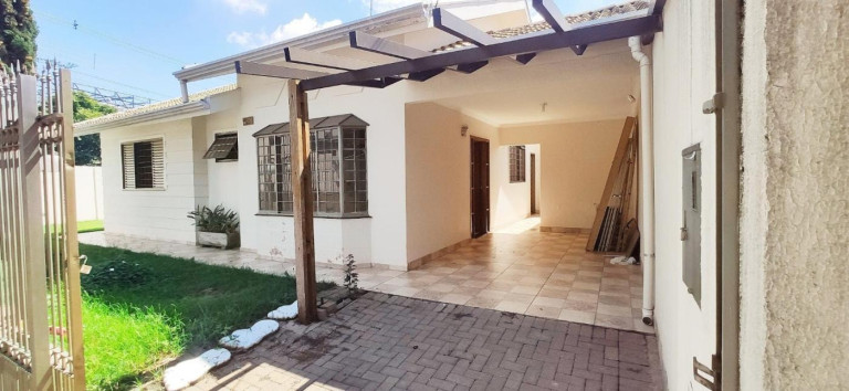 Imagem Casa com 3 Quartos à Venda, 101 m² em Conjunto Requião - Maringá Imagem Casa com 3 Quartos à Venda, 101 m² em Conjunto Requião - Maringá