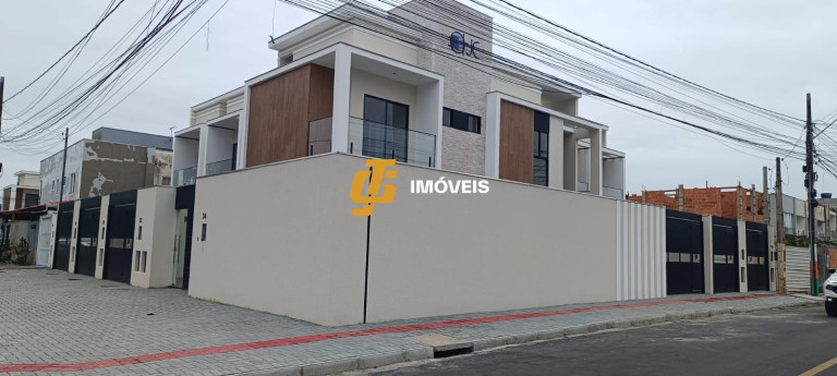 Imagem Sobrado com 2 Quartos à Venda, 72 m² em Santa Regina - Camboriú Imagem Sobrado com 2 Quartos à Venda, 72 m² em Santa Regina - Camboriú
