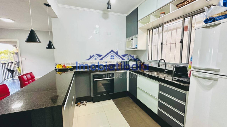 Imagem Casa com 3 Quartos à Venda, 500 m² em Jardim Estância Brasil - Atibaia