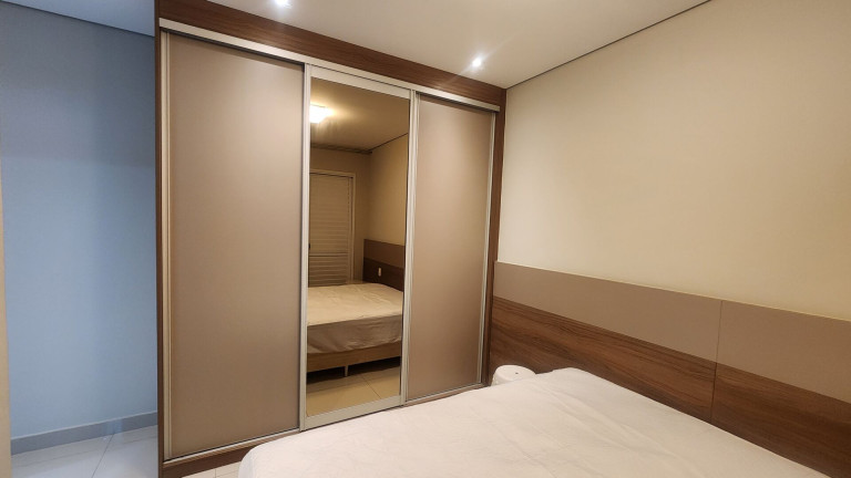 Imagem Apartamento com 2 Quartos à Venda, 84 m² em Pompéia - Santos