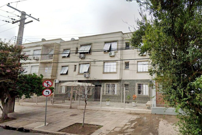 Imagem Imóvel com 2 Quartos à Venda, 64 m² em Menino Deus - Porto Alegre Imagem Imóvel com 2 Quartos à Venda, 64 m² em Menino Deus - Porto Alegre