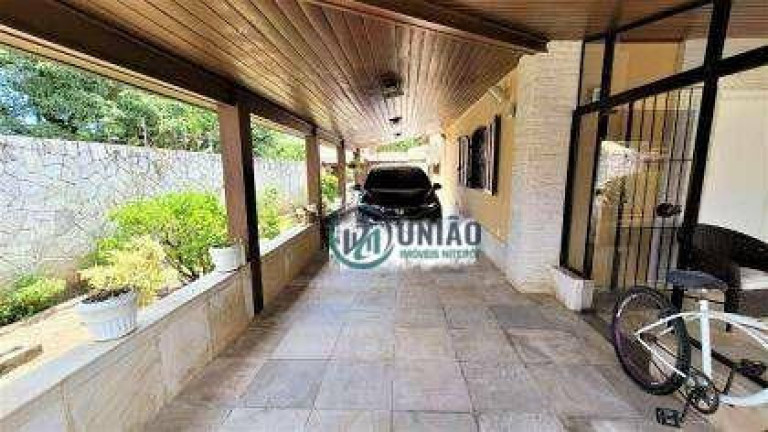 Imagem Casa com 3 Quartos à Venda, 277 m² em Maravista - Niterói