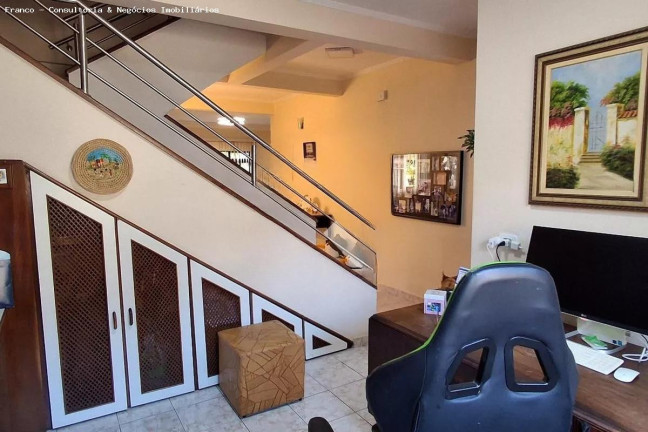 Imagem Sobrado com 5 Quartos à Venda, 270 m² em Rudge Ramos - São Bernardo Do Campo Imagem Sobrado com 5 Quartos à Venda, 270 m² em Rudge Ramos - São Bernardo Do Campo