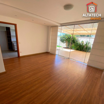 Imagem Casa com 3 Quartos à Venda, 169 m² em Parque Primavera - Poços De Caldas Imagem Casa com 3 Quartos à Venda, 169 m² em Parque Primavera - Poços De Caldas