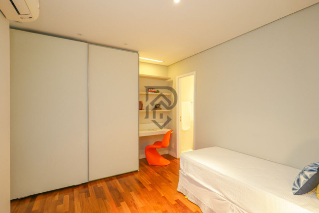Imagem Apartamento com 3 Quartos à Venda, 202 m² em Itaim Bibi - São Paulo Imagem Apartamento com 3 Quartos à Venda, 202 m² em Itaim Bibi - São Paulo