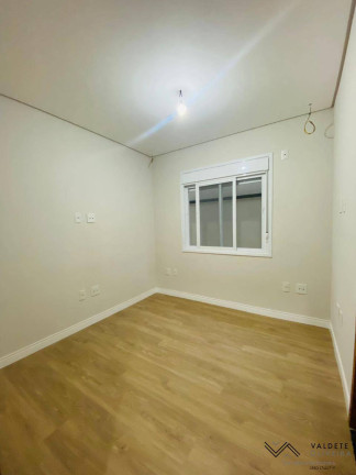 Imagem Casa com 3 Quartos à Venda, em Loteamento Floresta - São José Dos Campos Imagem Casa com 3 Quartos à Venda, em Loteamento Floresta - São José Dos Campos