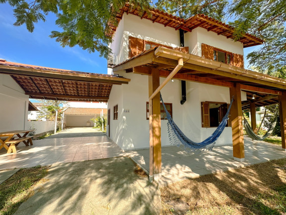 Imagem Casa com 4 Quartos à Venda, 244 m² em Ingleses Do Rio Vermelho - Florianópolis